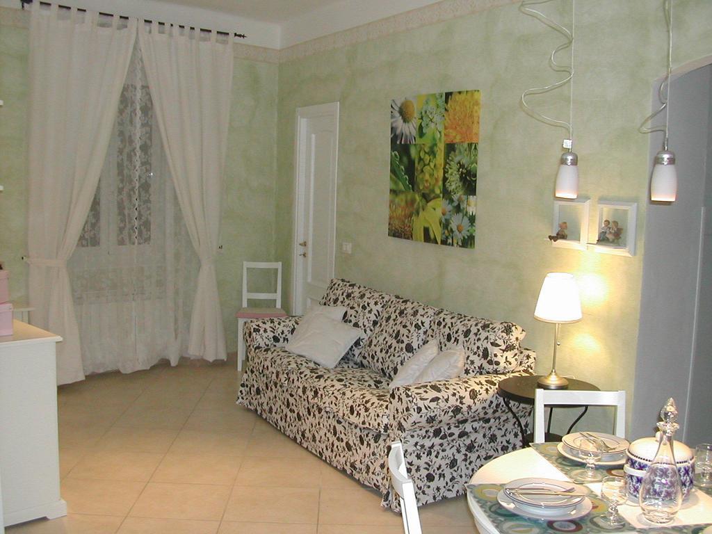 Agriturismo Mamma Chica La Spezia Habitación foto